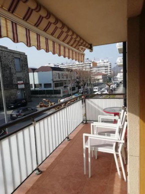 Amplio y soleado Alquilo apartamento entero de 3 habitaciones 5 personas